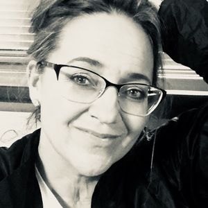 Meet your Posher, Julie